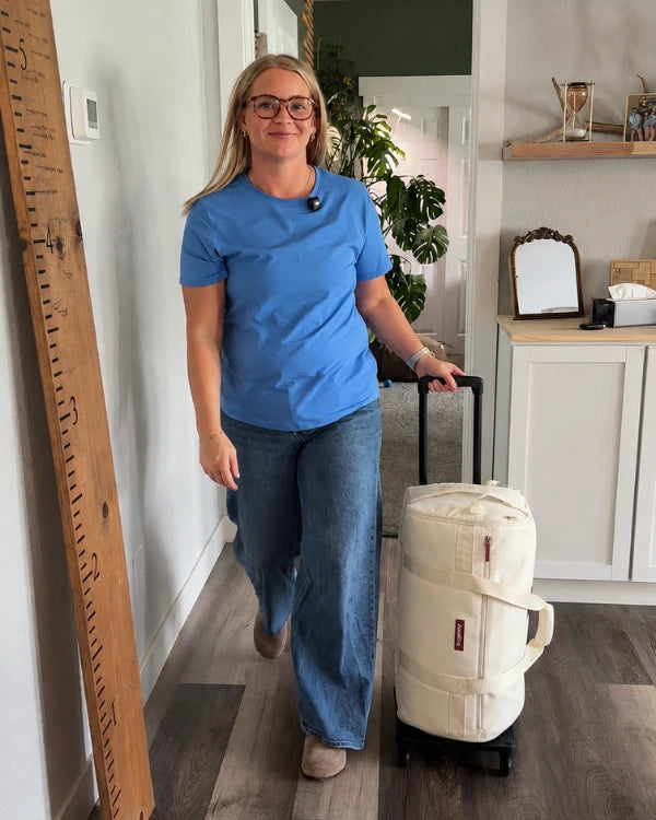 Traveler using one JenniBag